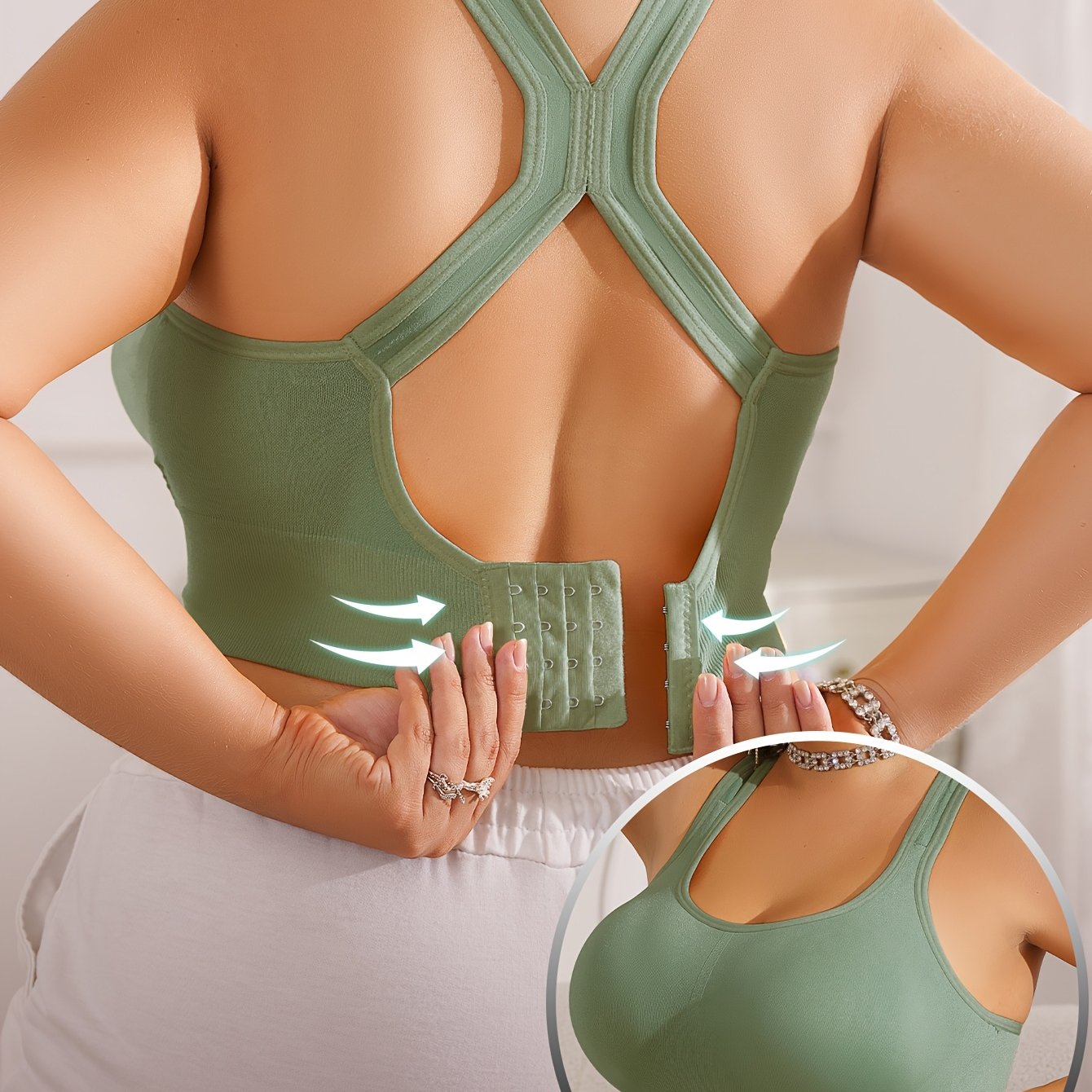 Vittoria - Plus Size Sports Bra with Removable Pads and Adjustable Straps
