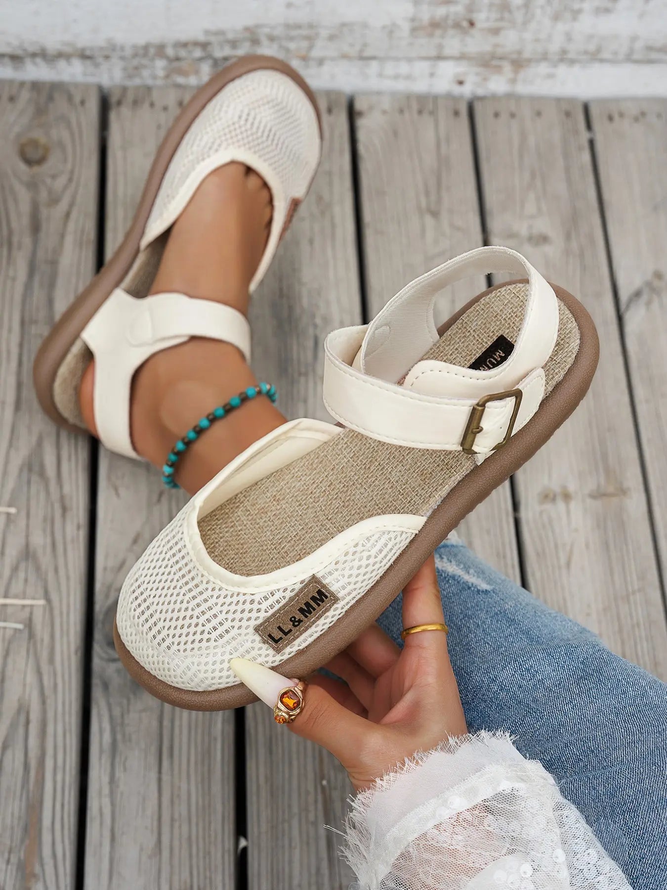 Norythra - Women's Breathable Closed-Toe Linen and Mesh Sandals