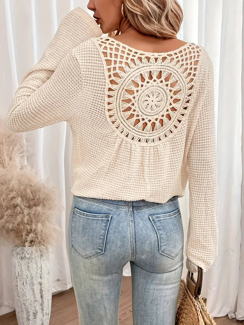 Belen - Elegant Ibiza style blouse with V-neck