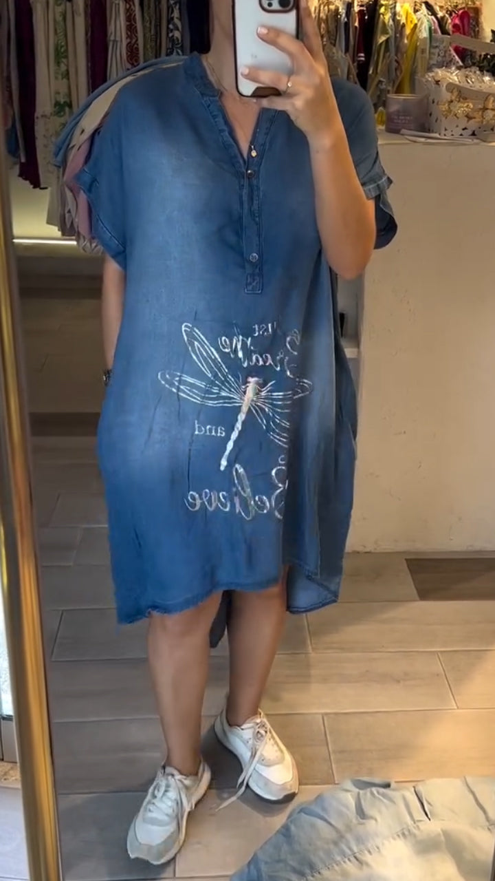 Delphina - Casual denim dress with V-neck and buttons, ideal for everyday style