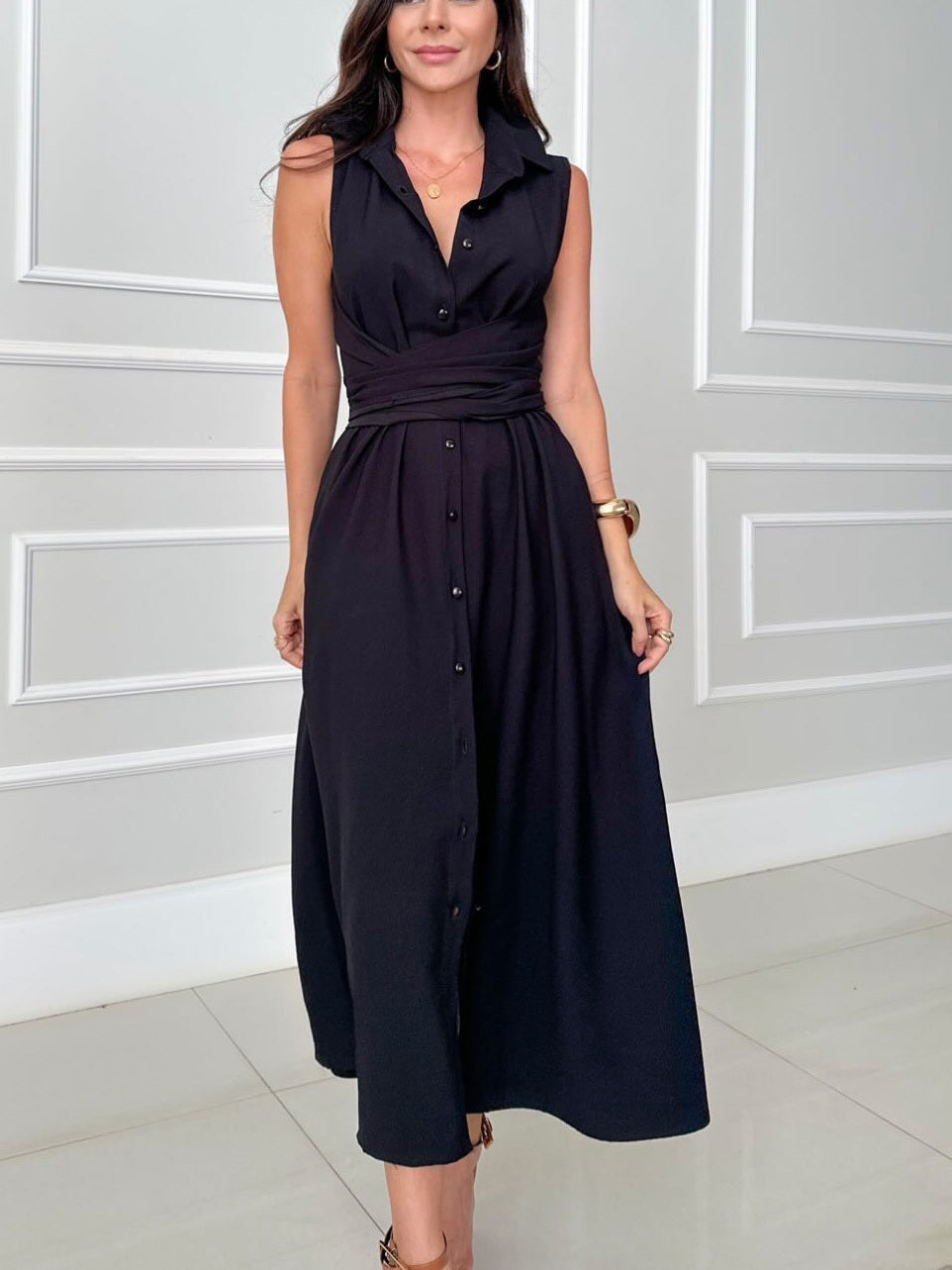 Romaine - Elegant Dress with Belly Coverage