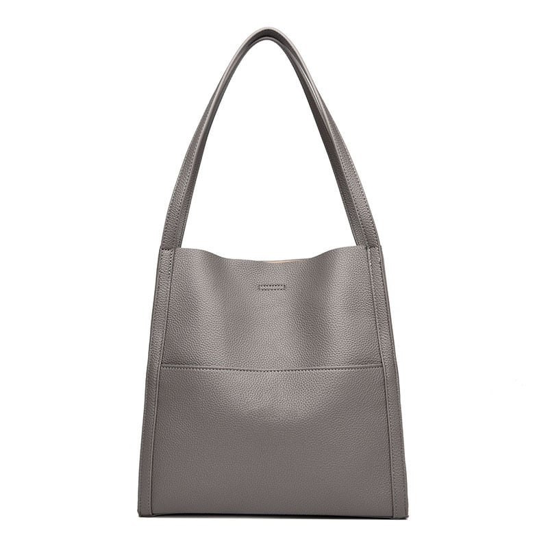 Corinne - Elegant and spacious leather shoulder bag