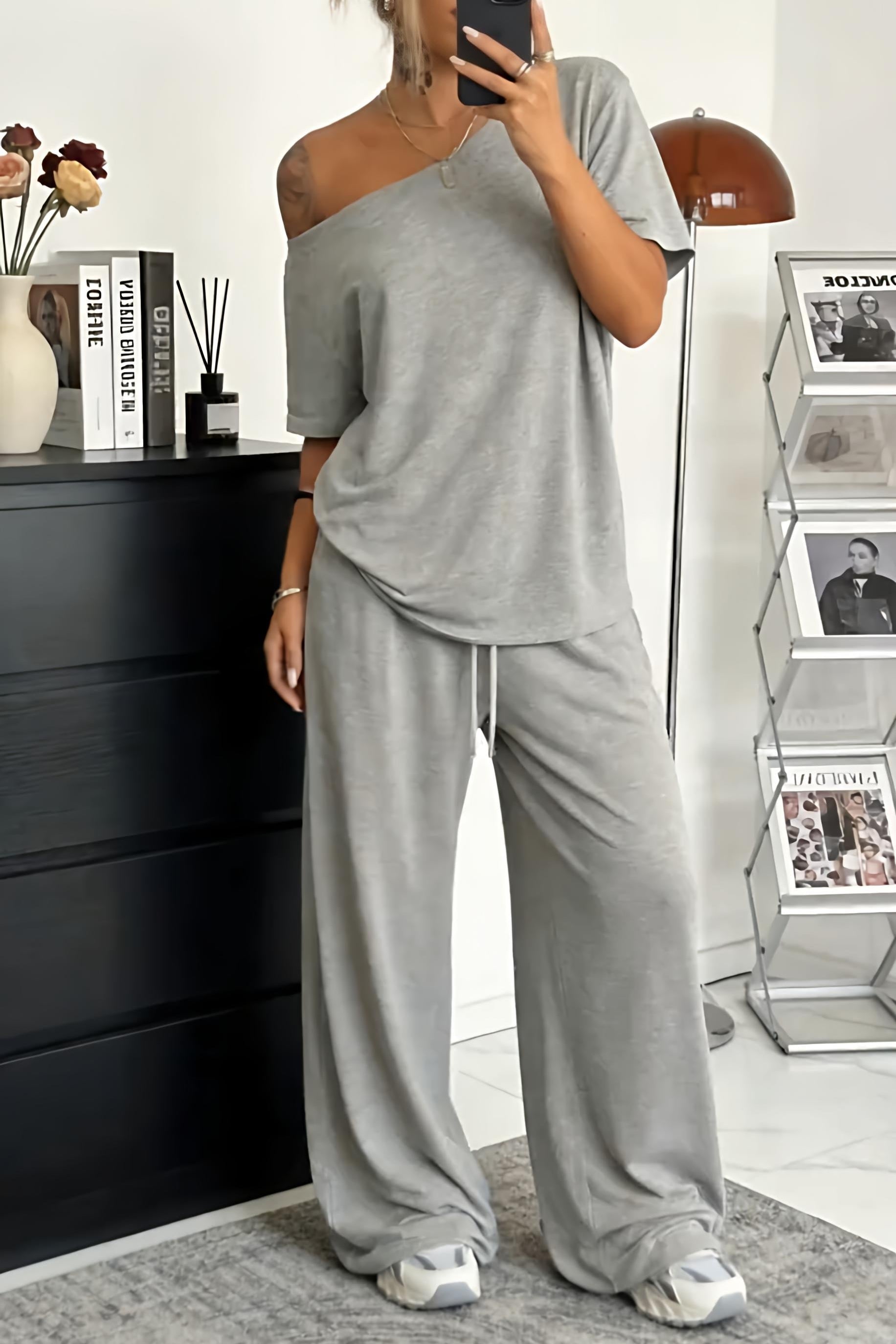Evarisse - Women's Two-Piece Off-Shoulder Casual Comfort Set