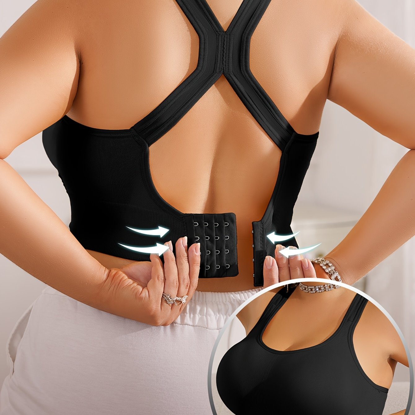 Vittoria - Plus Size Sports Bra with Removable Pads and Adjustable Straps