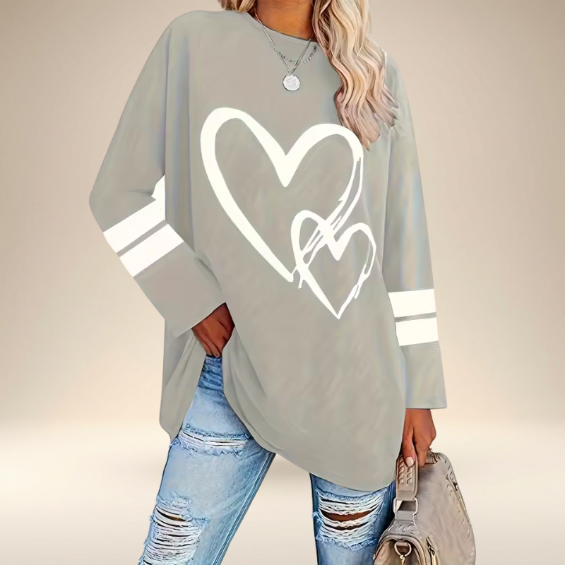 Faloria - Women's Oversized Sweatshirt with Heart Print
