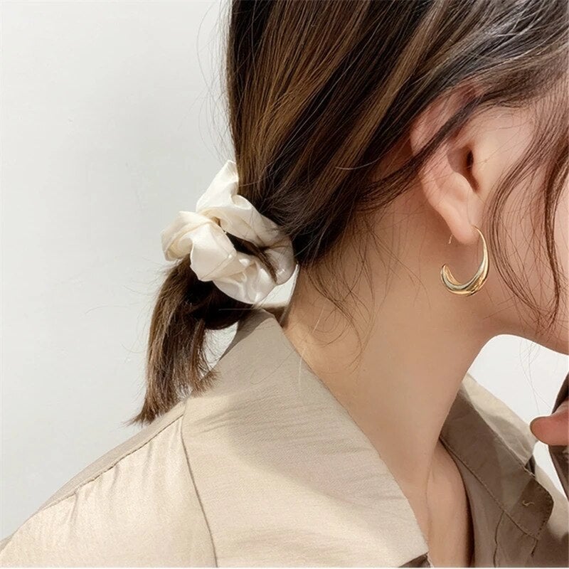 Luxury gold and silver earrings