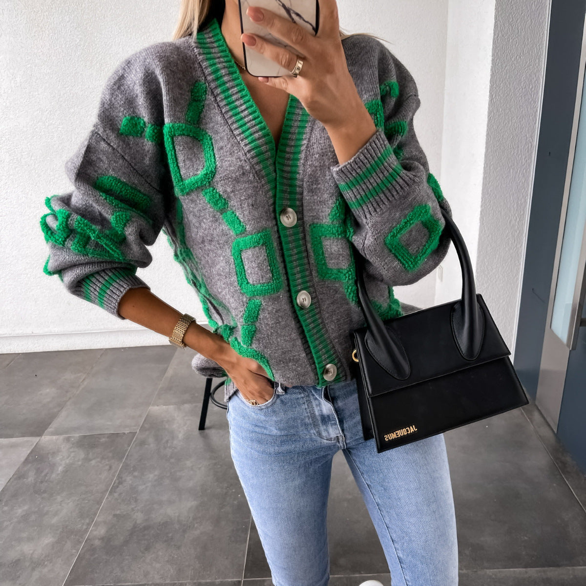Aliza - Contrasting V-Neck Knit Cardigan