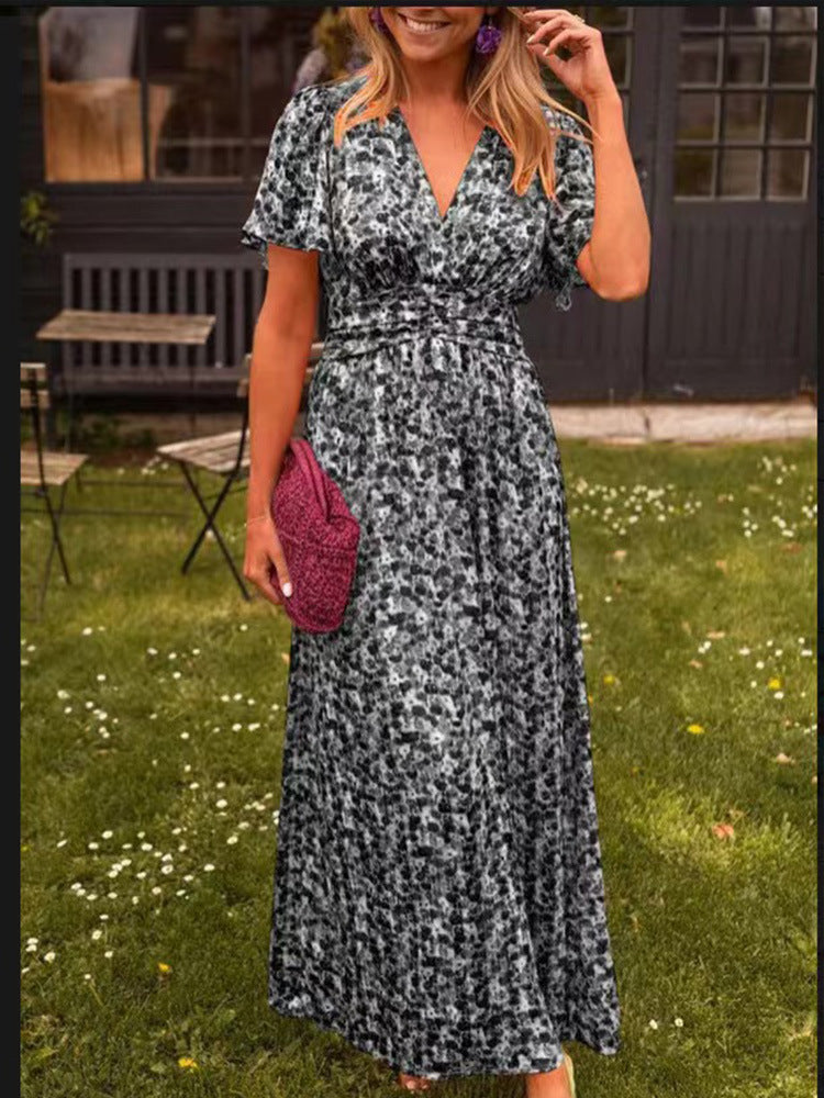 Elina - Flowy Floral Maxi Dress