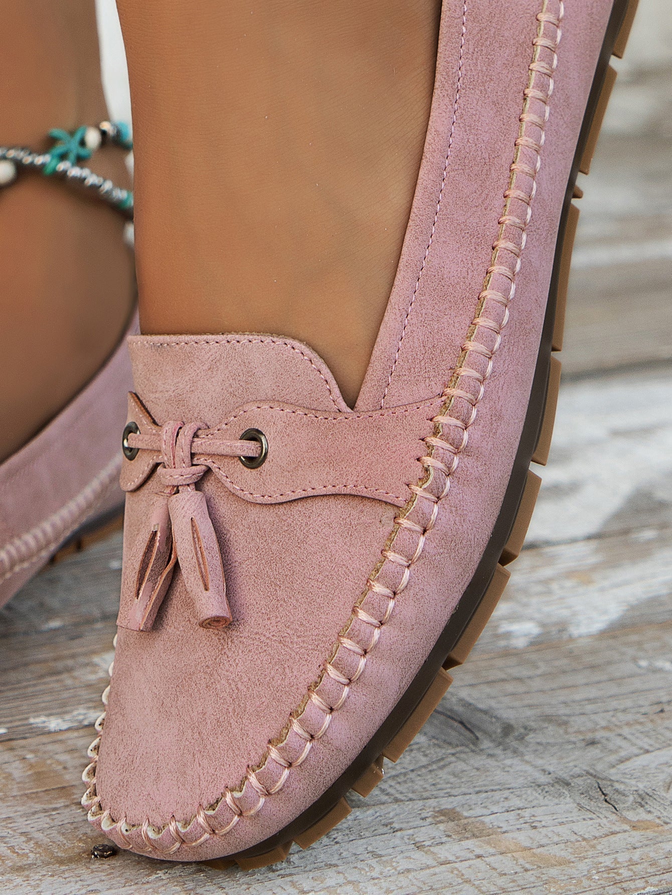 Vanessa - Comfortable and Soft Moccasins
