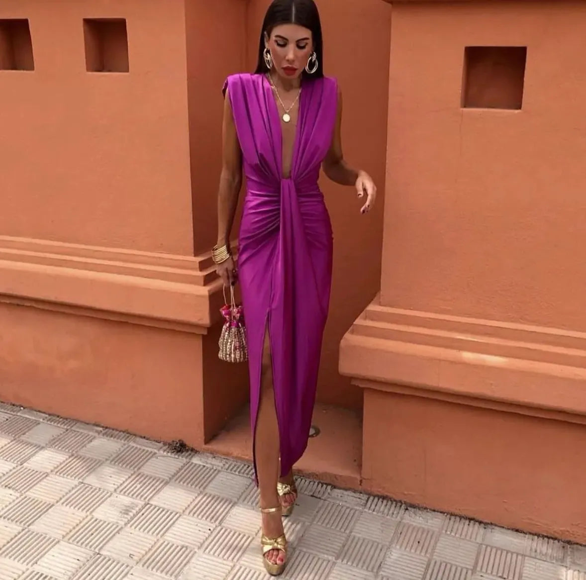 Liya - Modern Elegance Pleated Dress
