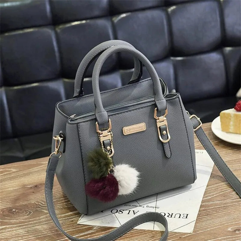Honorine - Elegant and practical leather handbag