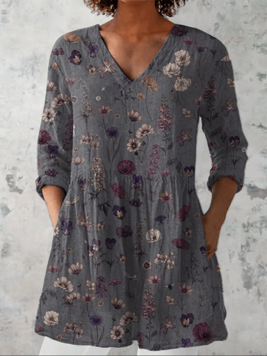 Ophalyn - Women's long tunic with graphic stripes and V-neck