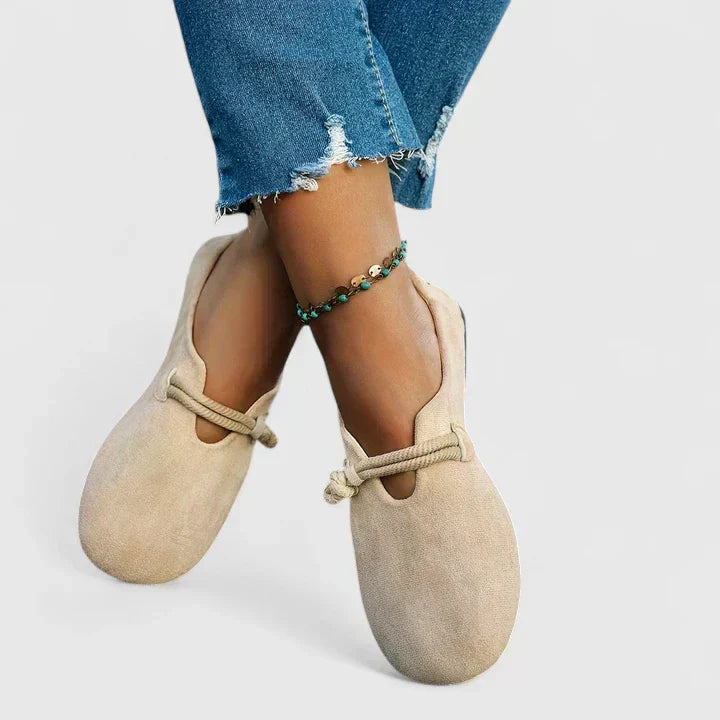 Bellune - Chic Flat Shoes with Flexible Comfort