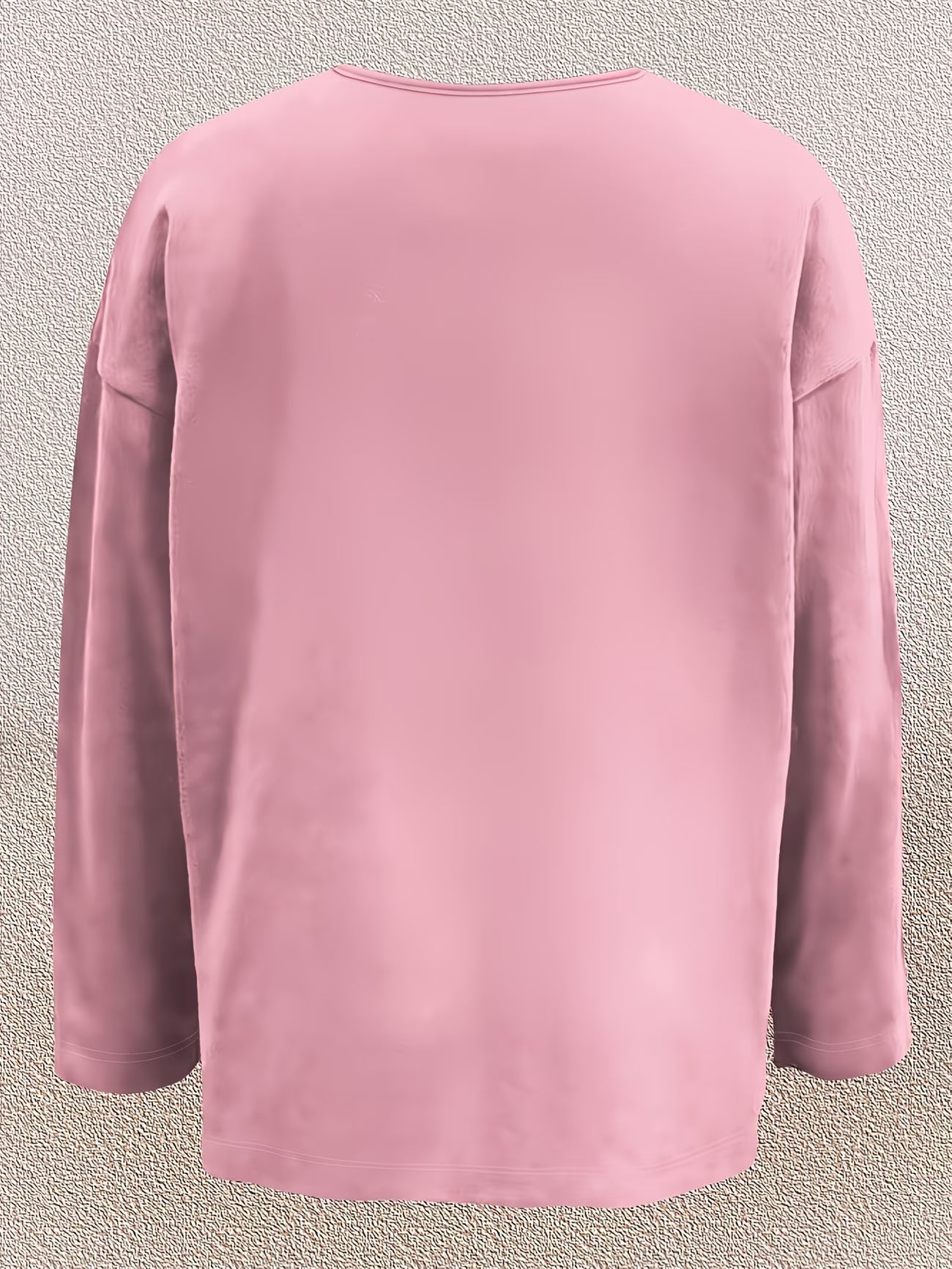 Olivira - Loose-fitting top with a nature-inspired floral pattern