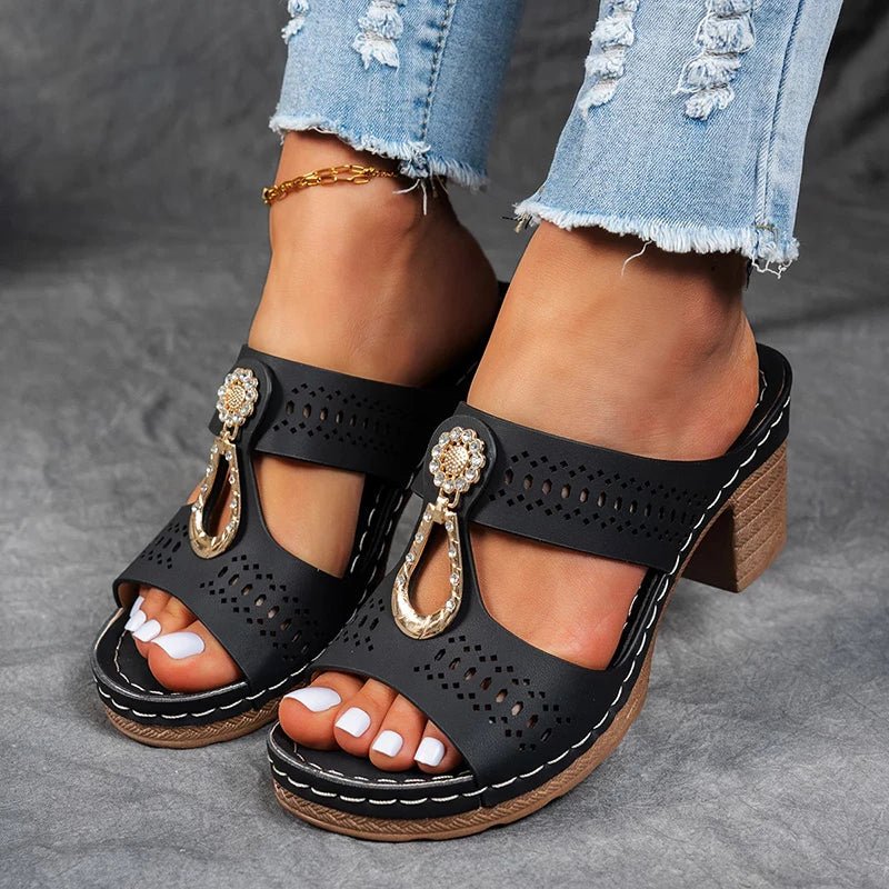 Novellea - Women's orthopedic sandals with comfortable, open-work heel
