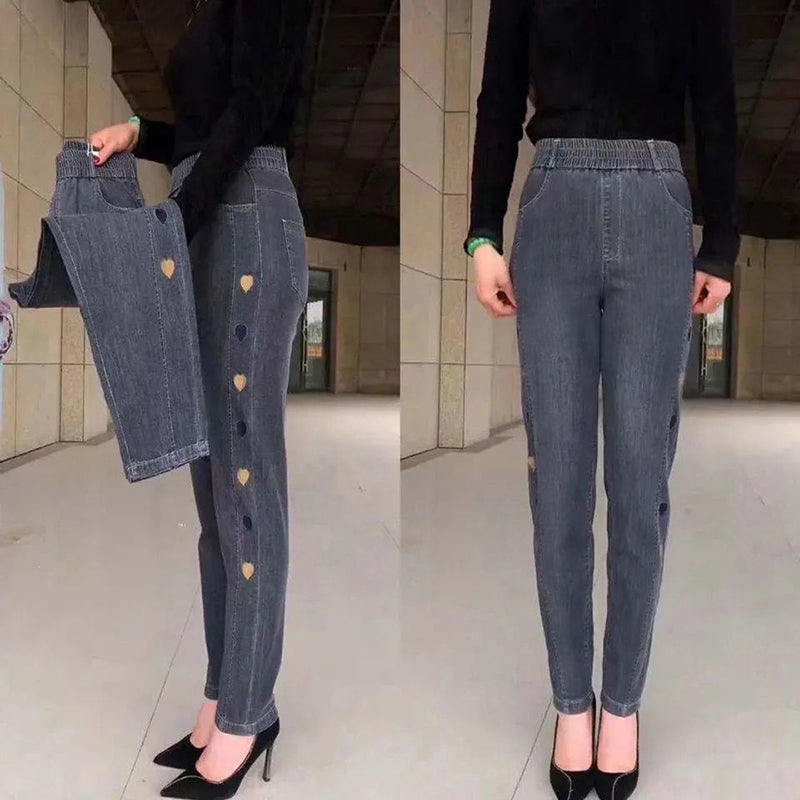 Soraya - Women's Highly Elastic Jeans with Heart Motif Embroidery