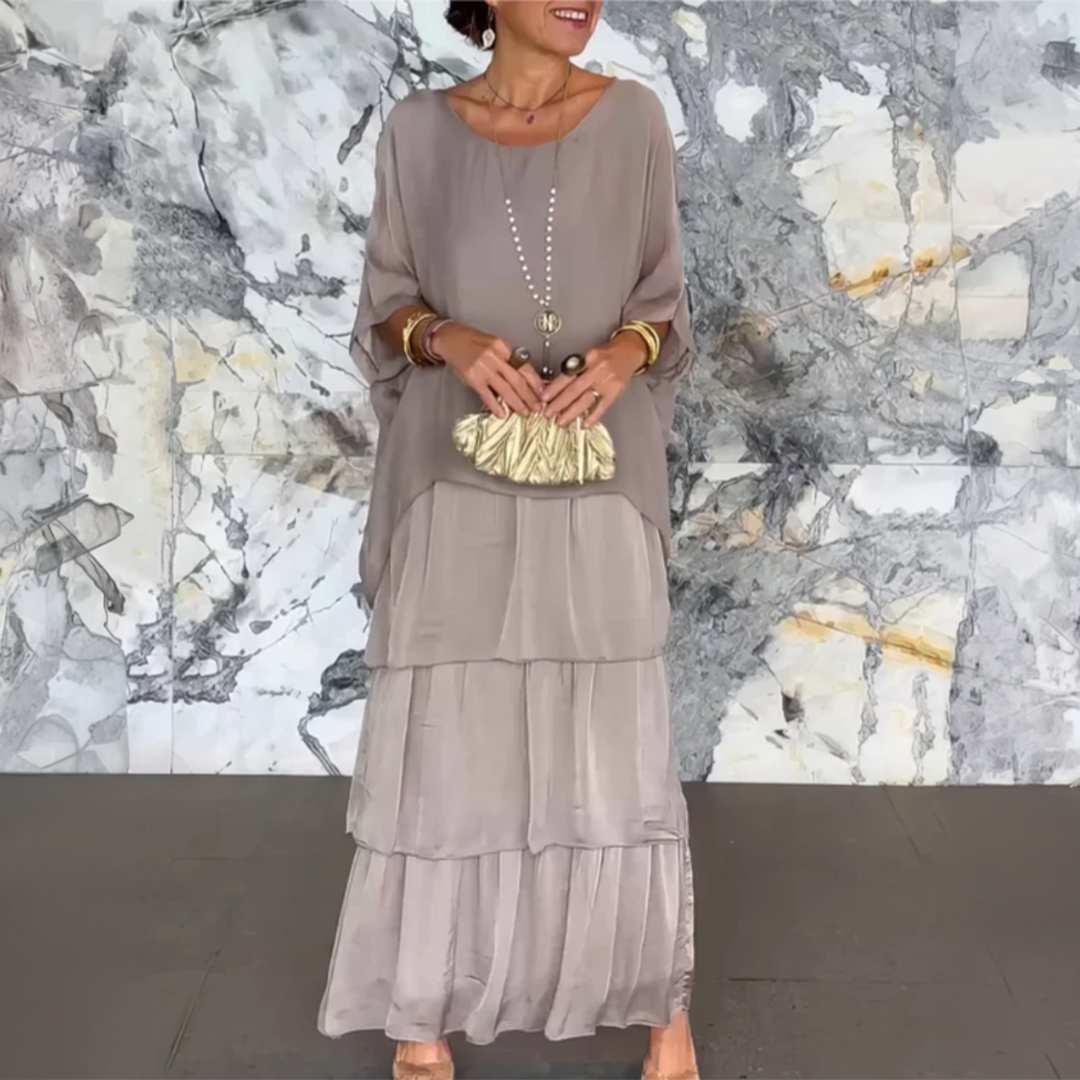 Lara – Elegant Flowy Long Dress