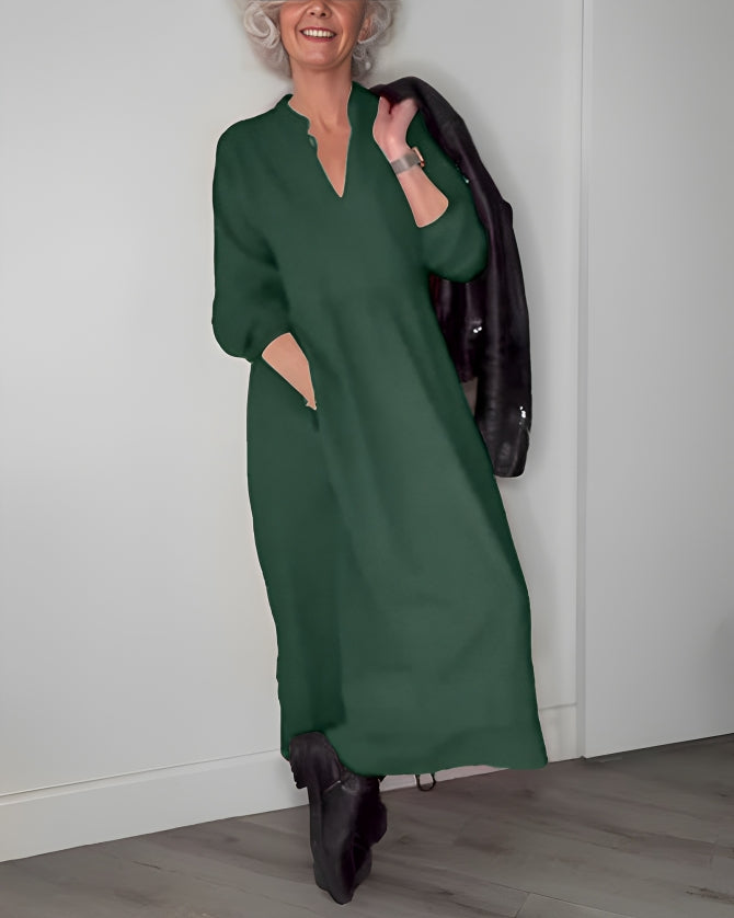 Amanda - The slimming long dress with V-neckline