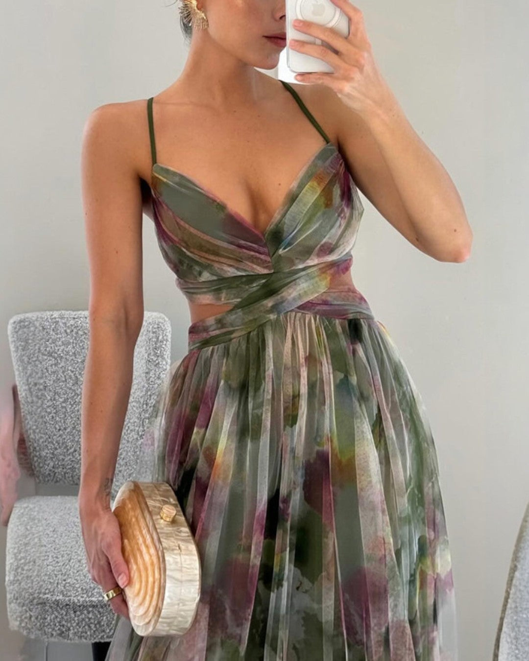 Helena - Women's Flowy Maxi Dress V-Neck Thin Straps Floral Elegance
