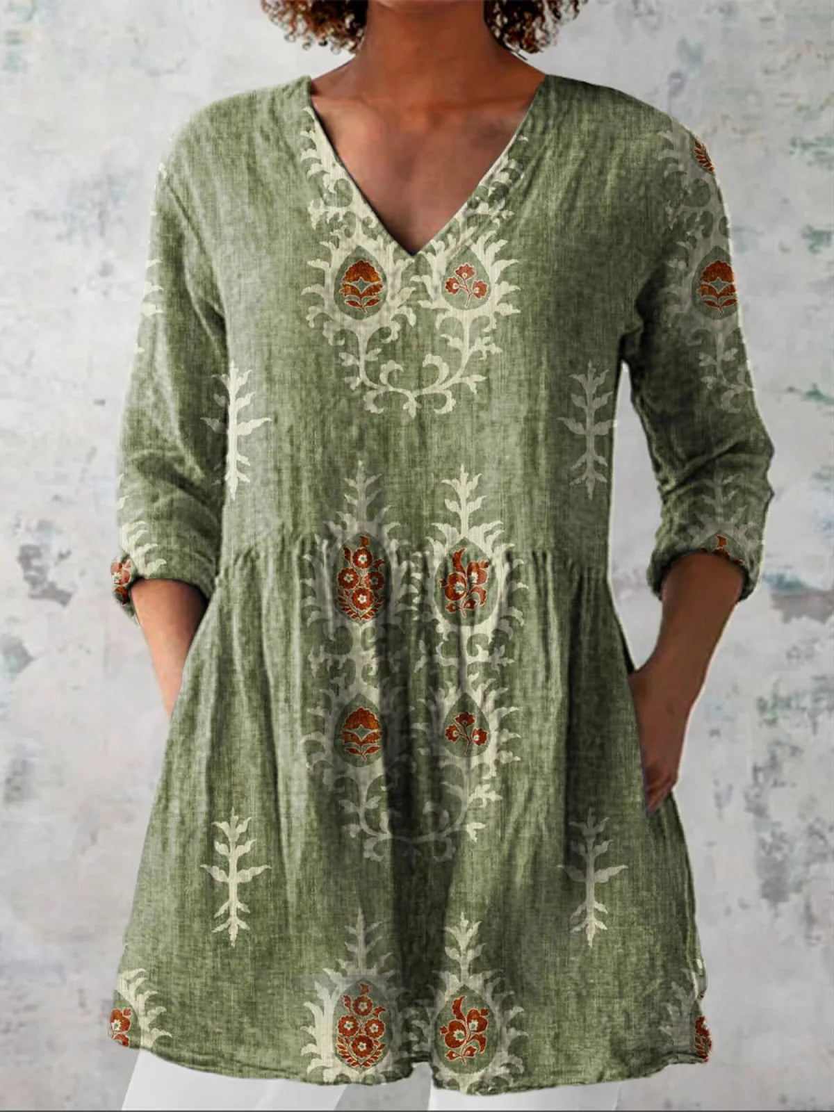 Ophalyn - Women's long tunic with graphic stripes and V-neck