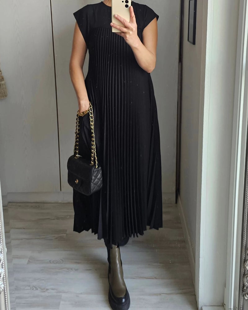 Karensa - Timeless and comfortable dress