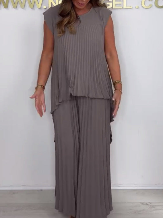 Nelia - Casual Set with Short Sleeve Midi Top and Elastic Waist Pants