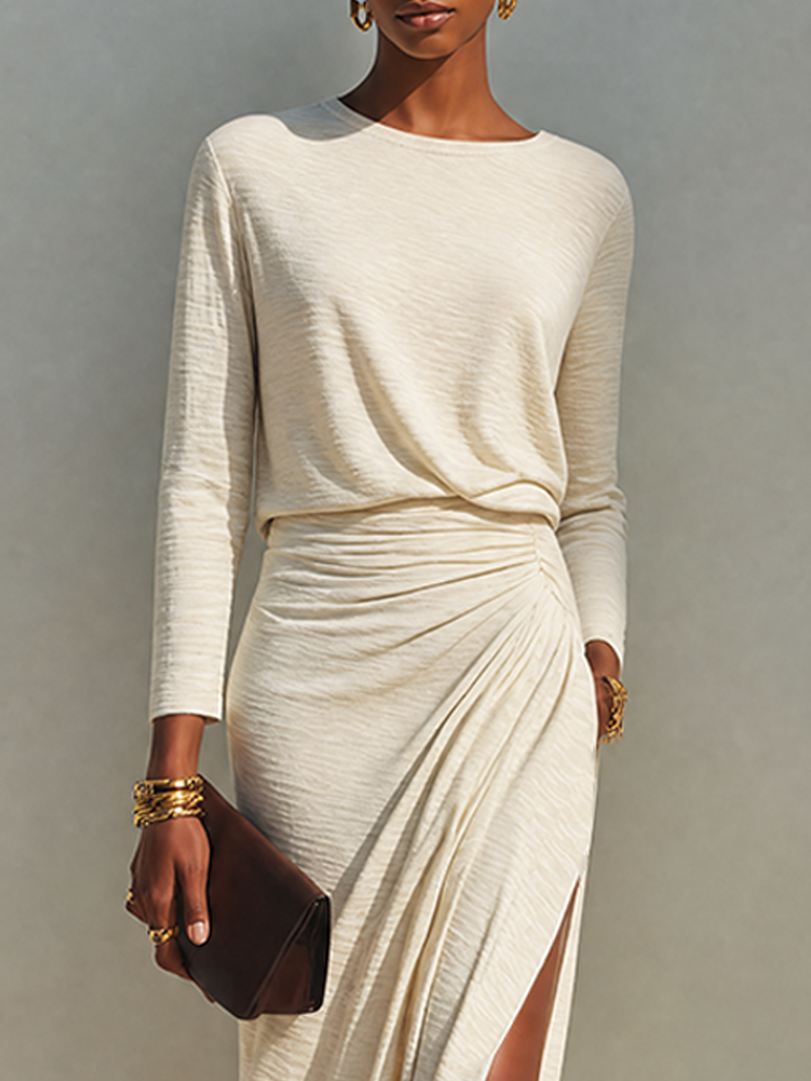Madelief - Robe longue femme beige drapée avec fente latérale