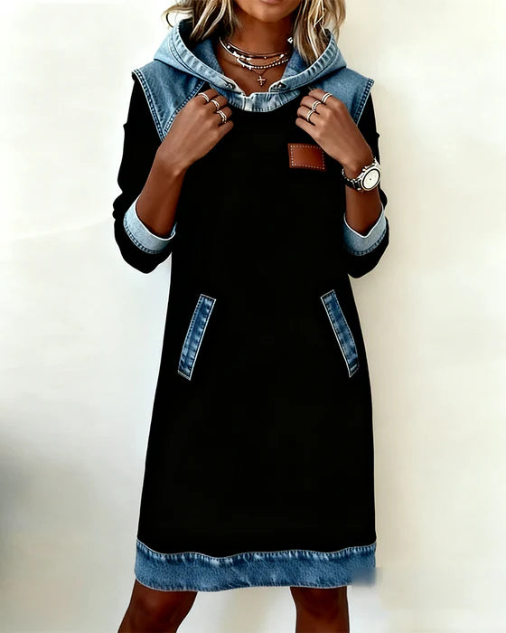 Lunariae - Casual dress with contrasting hood 