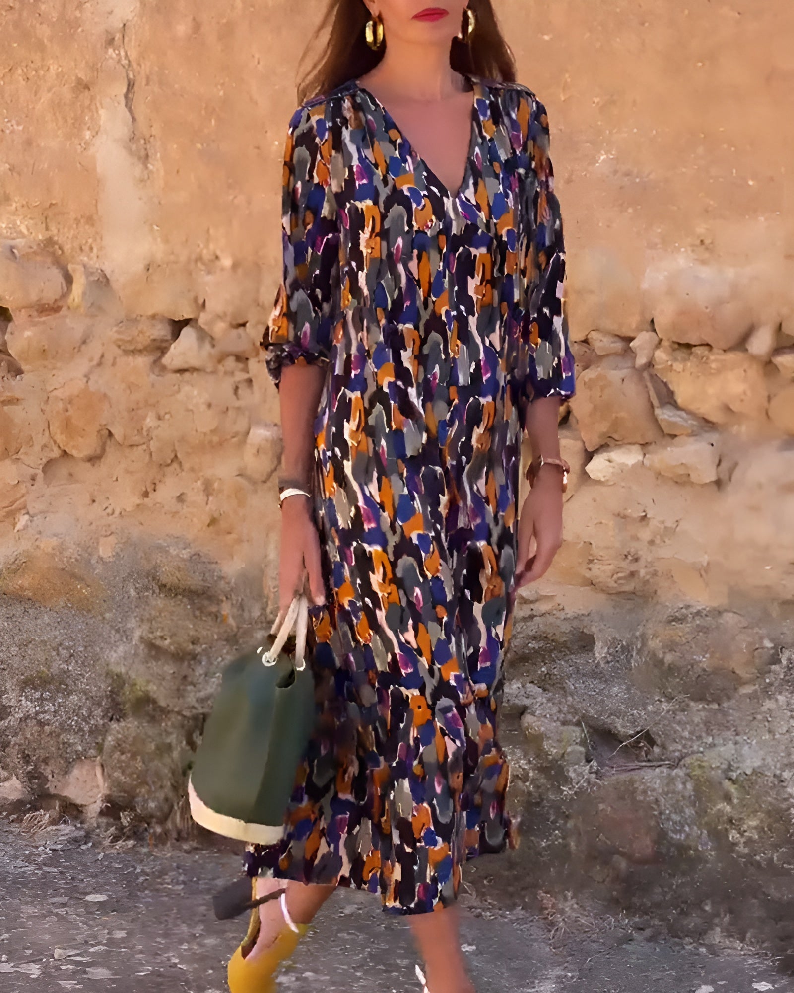 Lorina - Retro printed V-neck dress