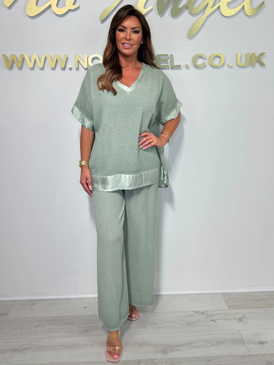 Haliora - Casual and trendy feminine set with V-neckline