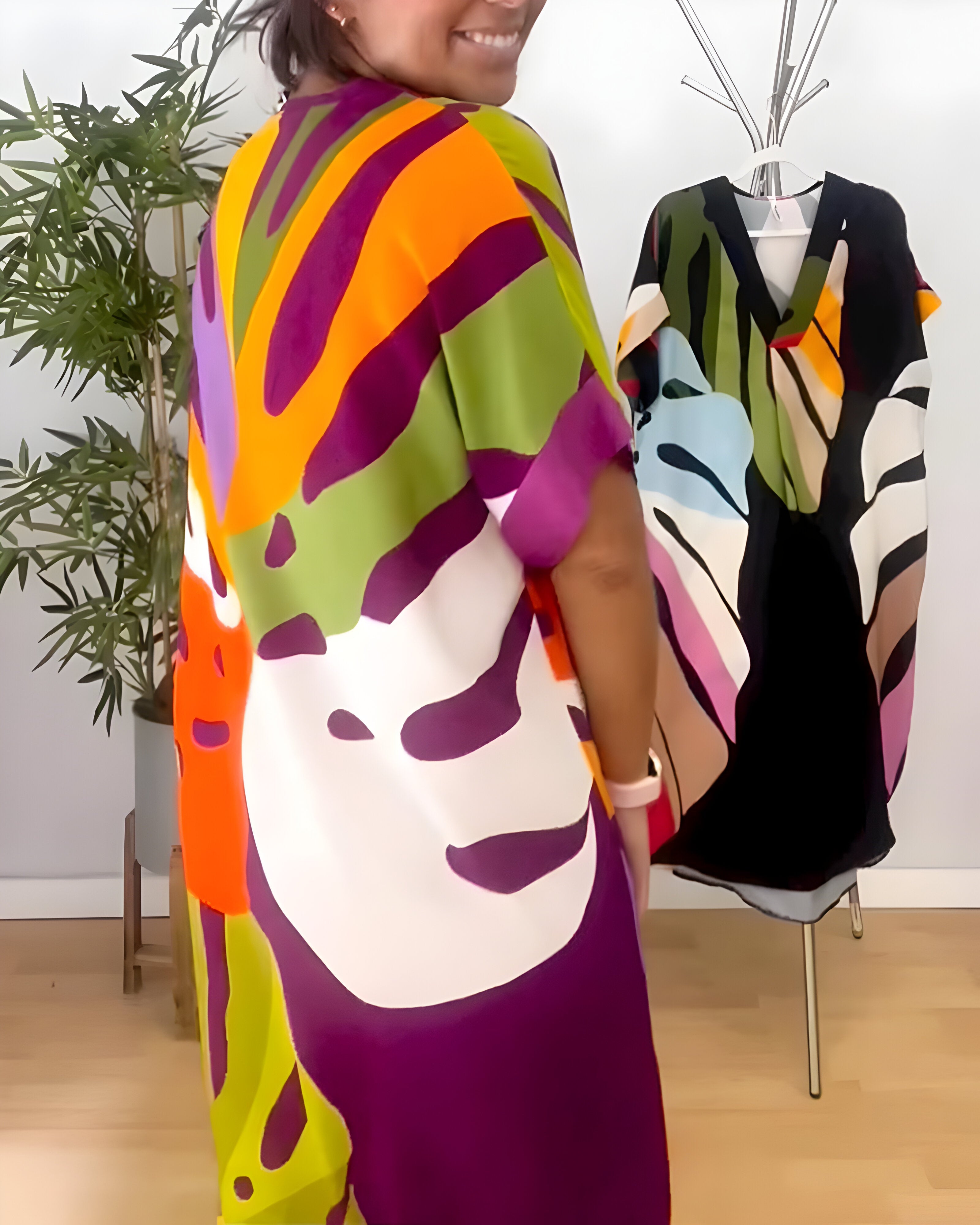 Nerissa - Casual dress with colorful foliage print for a fresh and natural look