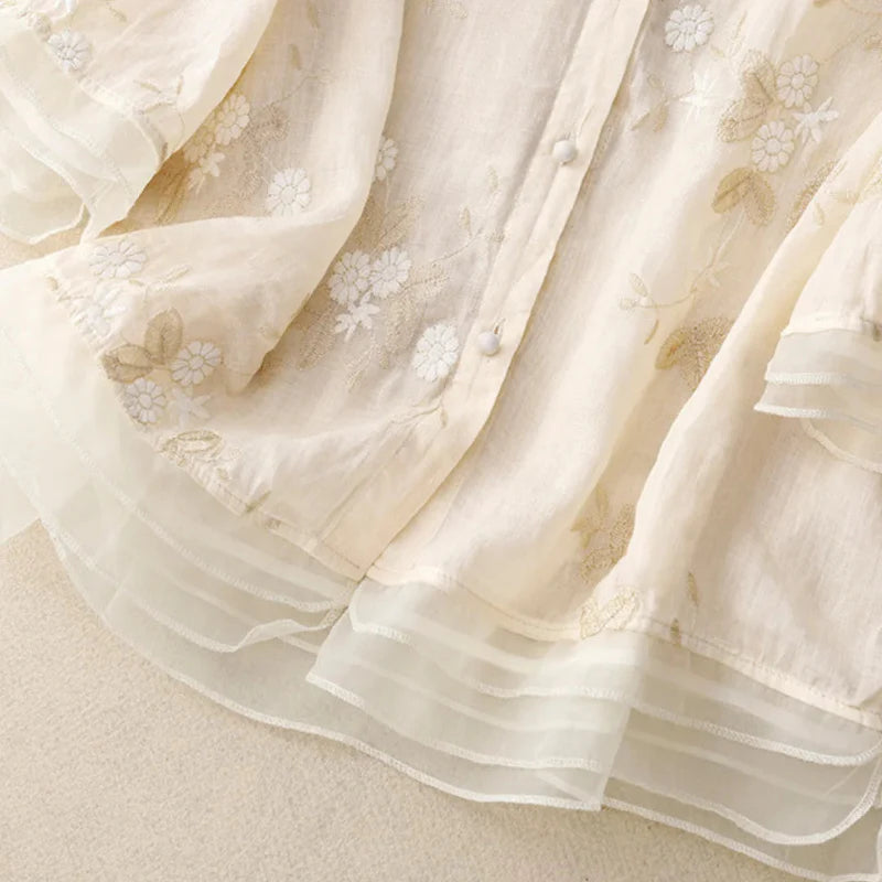 Lauri - Embroidered blouse