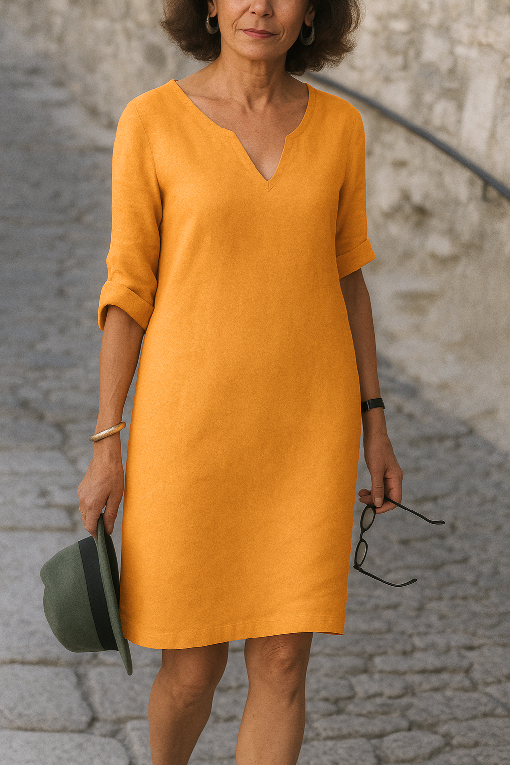 Lunéa - Elegant Dress with V-Neckline