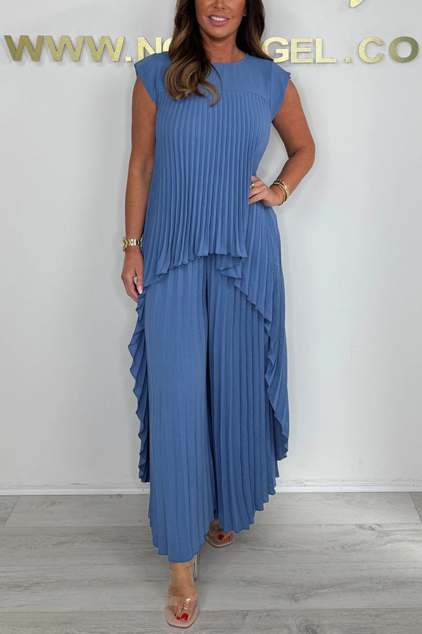 Nelia - Casual Set with Short Sleeve Midi Top and Elastic Waist Pants