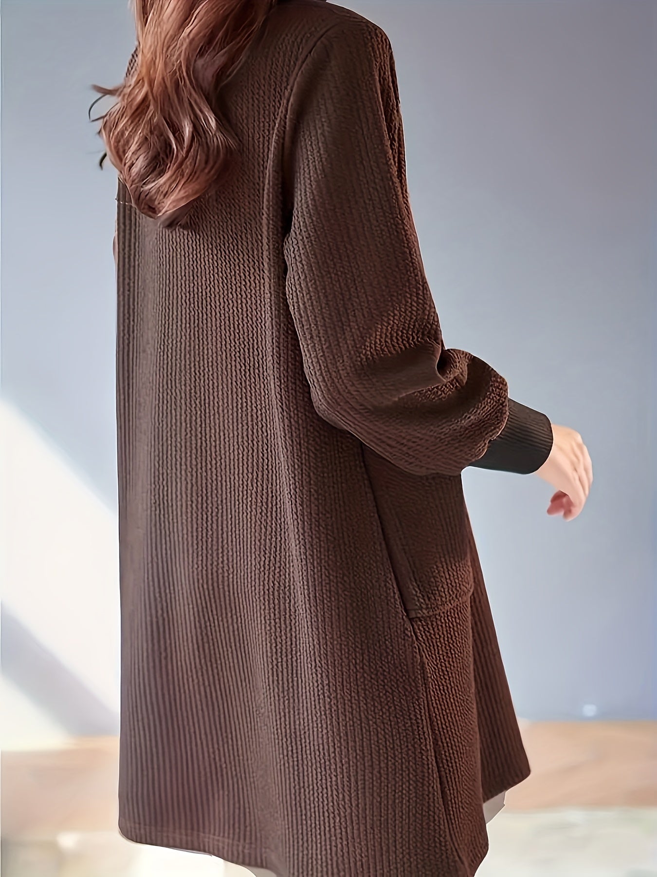 Lydie - Chic Midi Dress with High Neck and Raglan Sleeves