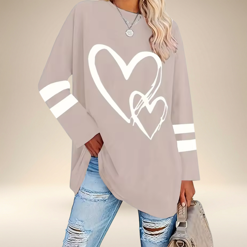Faloria - Women's Oversized Sweatshirt with Heart Print 