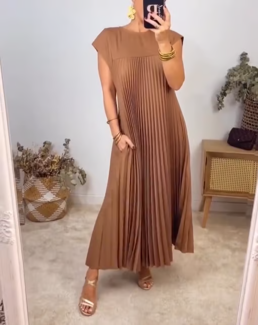 Karensa - Timeless and comfortable dress