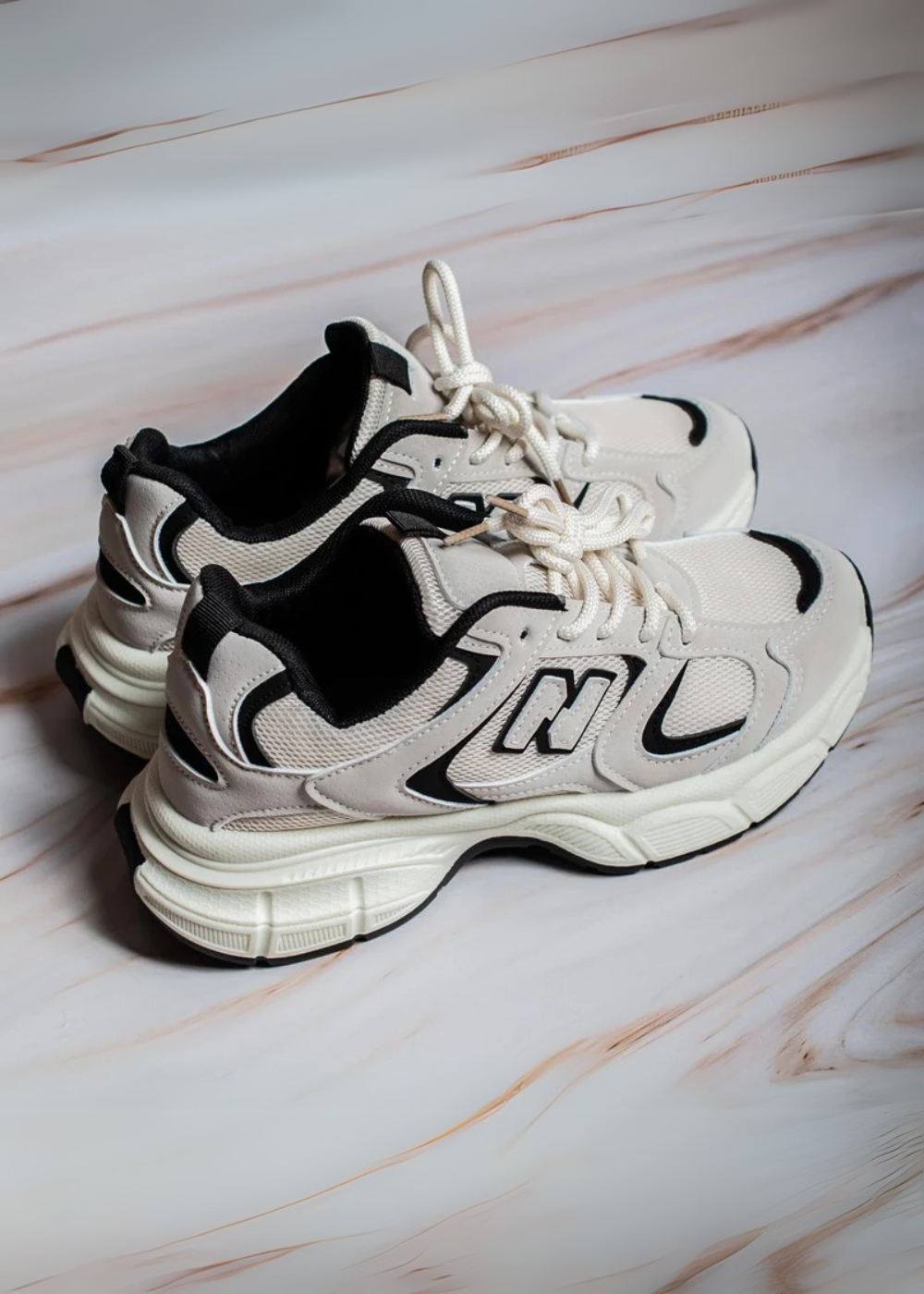 Eglantine - Beautiful sneakers for women