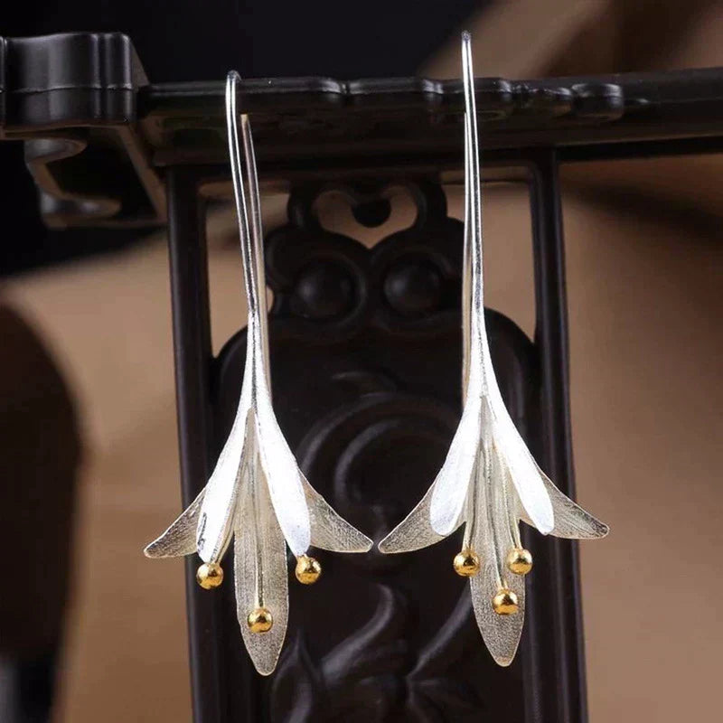 Silver Flower Earrings 