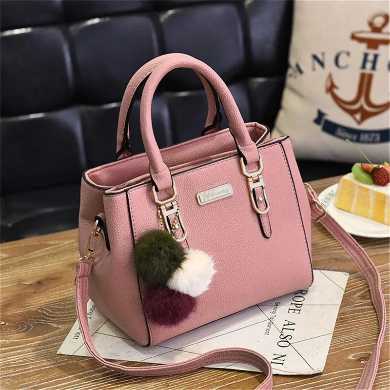 Honorine - Elegant and practical leather handbag