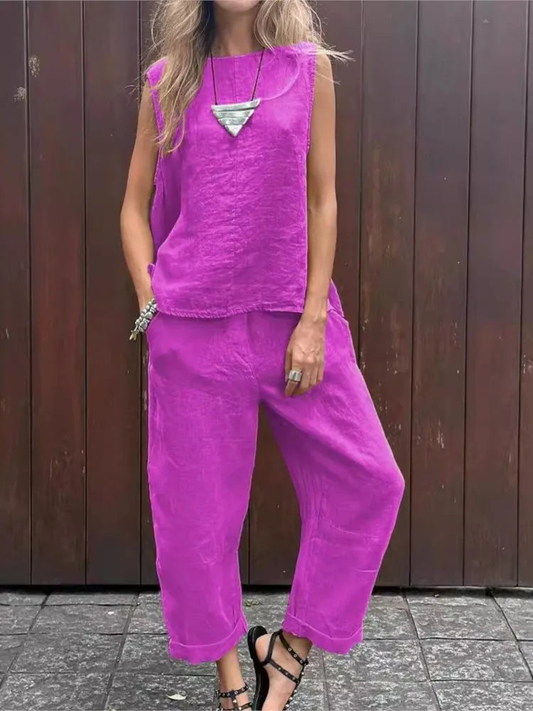 Ardelle - Chic Two Piece Set - Sleeveless Top and Elegant Pants