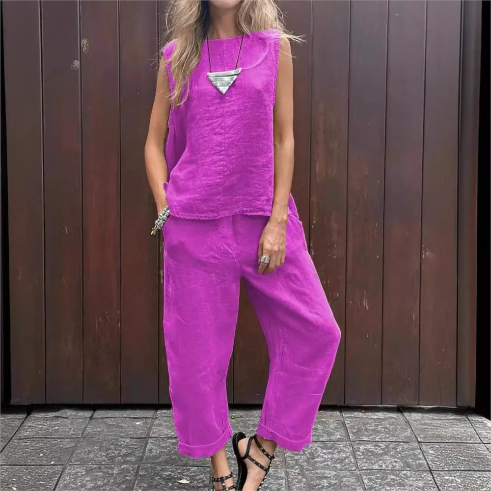 Ardelle - Chic Two Piece Set - Sleeveless Top and Elegant Pants
