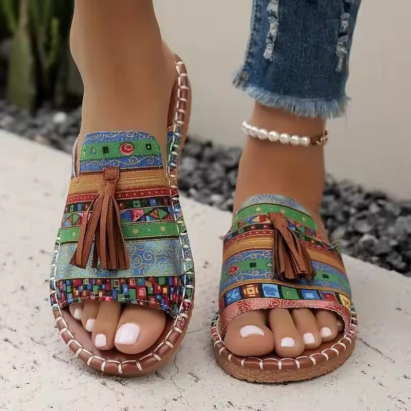 Erythia - Women's flat ethnic fabric sandals with fringe and comfort sole