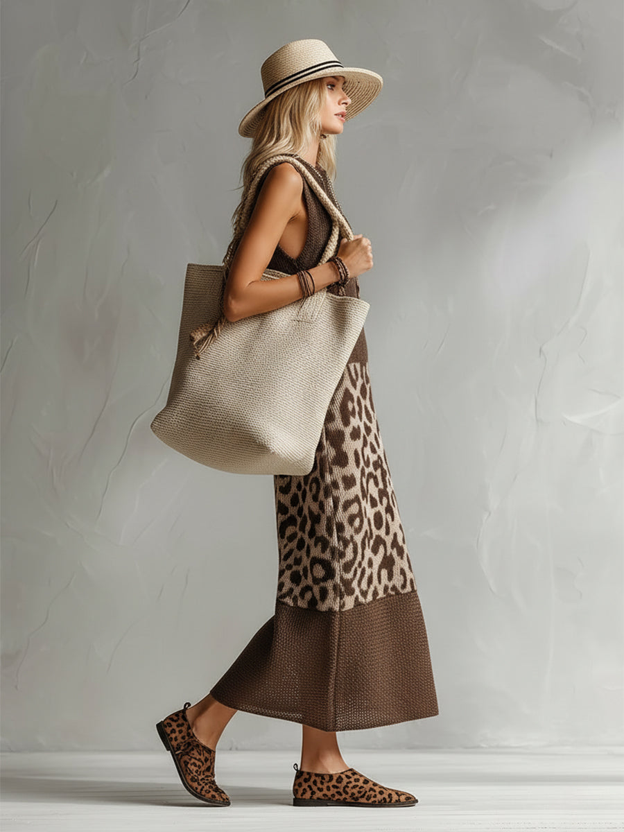 Quorinae - Women's long sleeveless leopard print knit dress