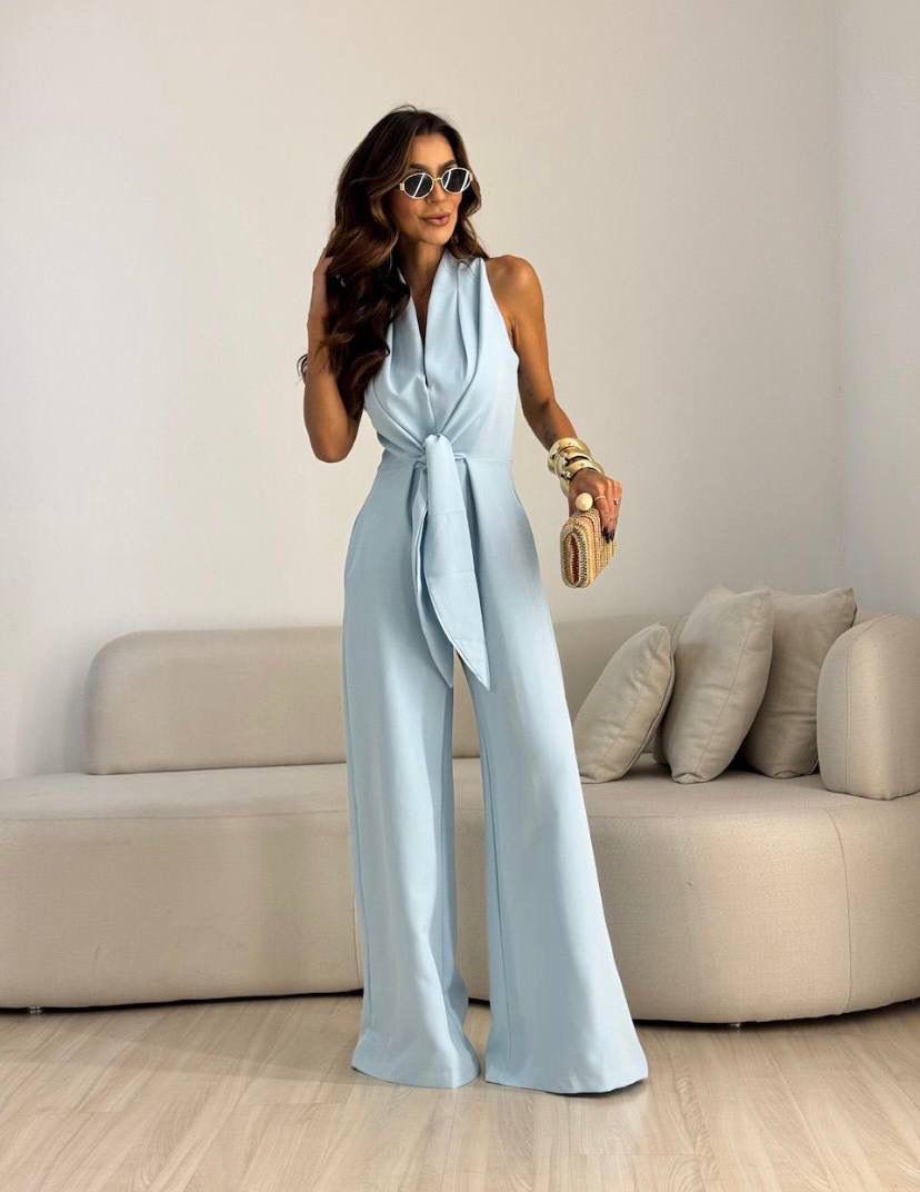 Nexellea - Women's Flowy Elegant Dress with Defined Waist, Chic Evening Style