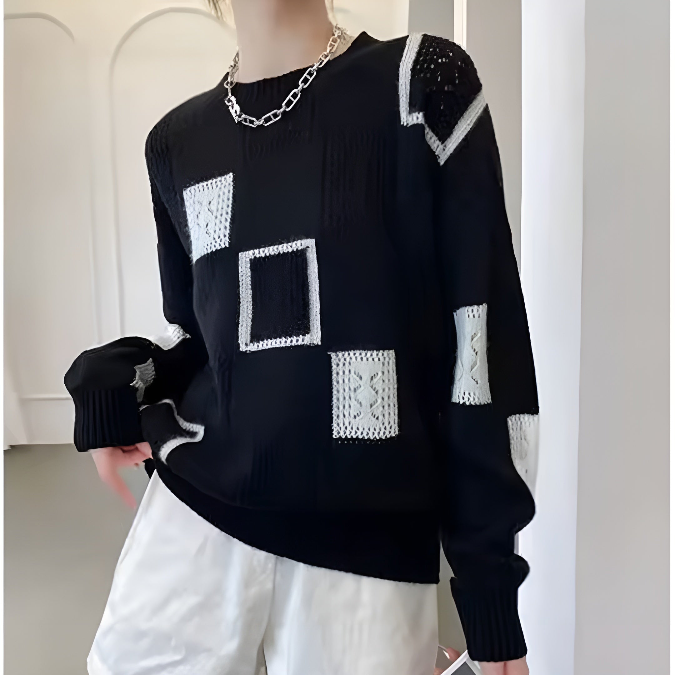 Adele - Women's Vintage Plaid Sweater Fall-Winter