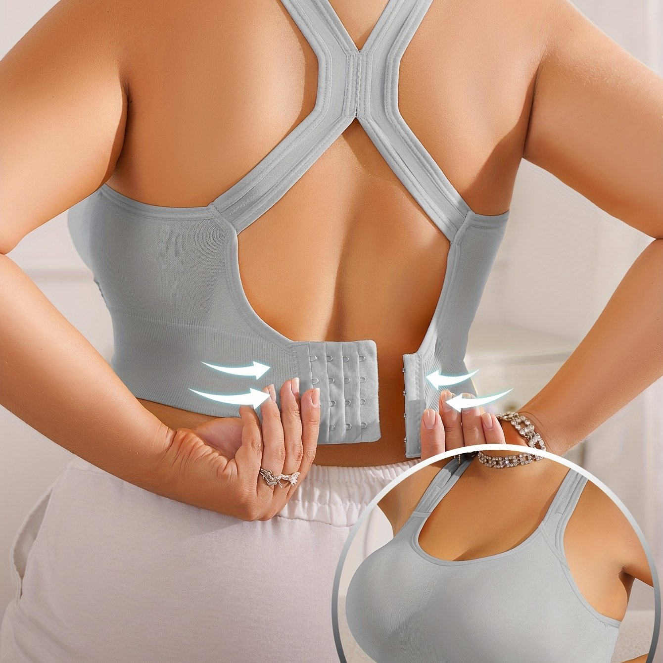 Vittoria - Plus Size Sports Bra with Removable Pads and Adjustable Straps