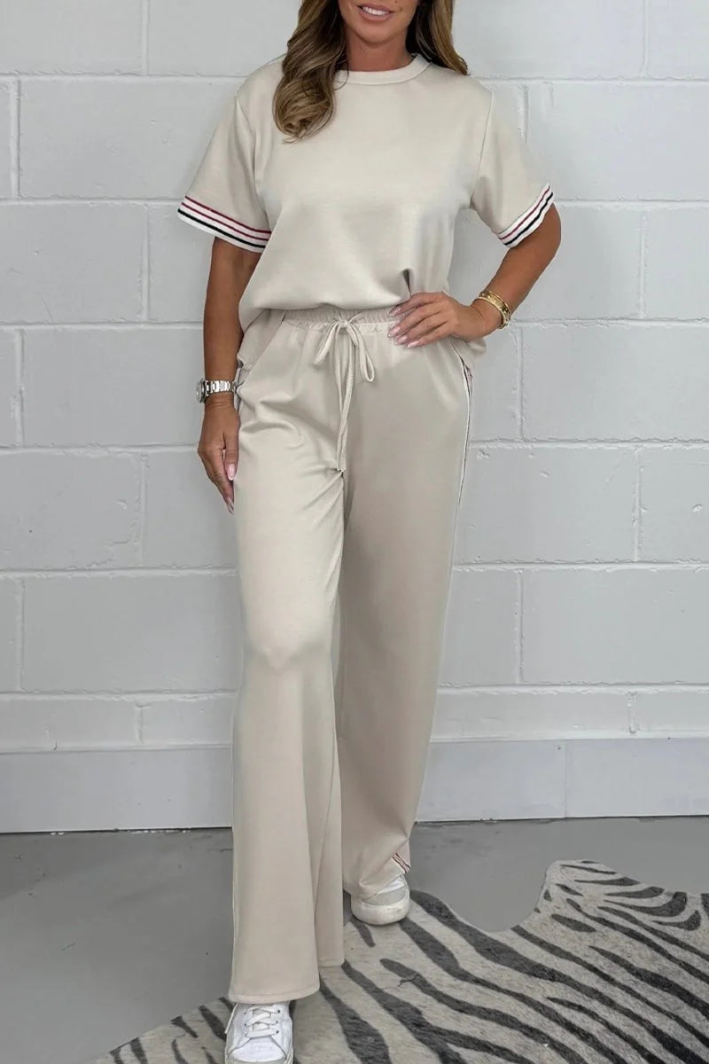 Milla - Women's Short Sleeve T-Shirt with Side Stripes and Jogging Pants