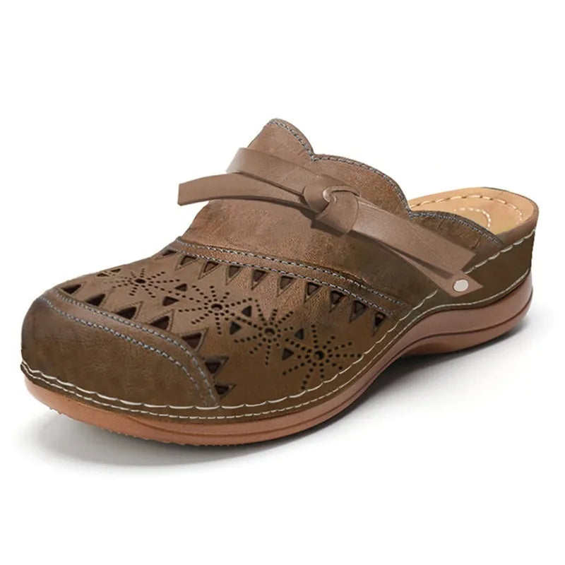 Karindra - Perforated Summer Clogs - Comfortable design for everyday use