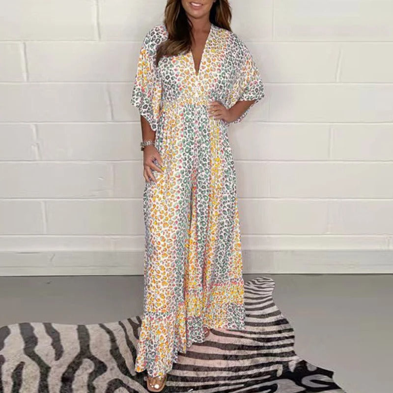 Queniva - Elegant Jumpsuit with V-Neckline and High Waist
